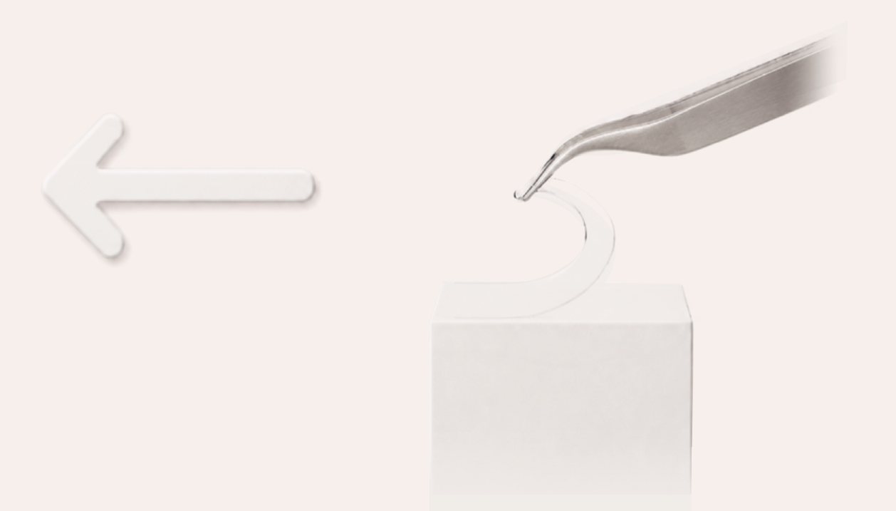 15 × 15 mm large version: peel the sampling film in the direction of the white arrow
